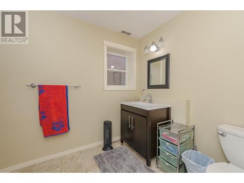 110 Red Rock Crescent, Enderby, BC - Indoor Photo Showing Bathroom