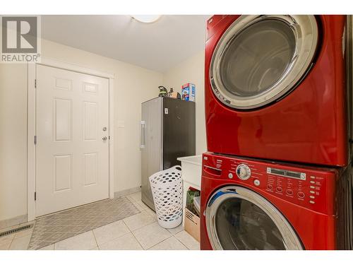 110 Red Rock Crescent, Enderby, BC - Indoor Photo Showing Laundry Room