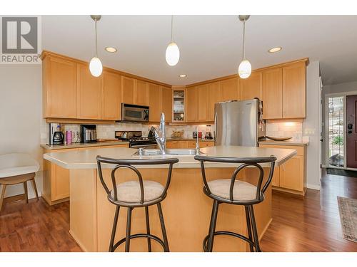 110 Red Rock Crescent, Enderby, BC - Indoor Photo Showing Kitchen