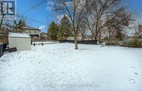 19 Paisley Heights, Cambridge, ON - Outdoor