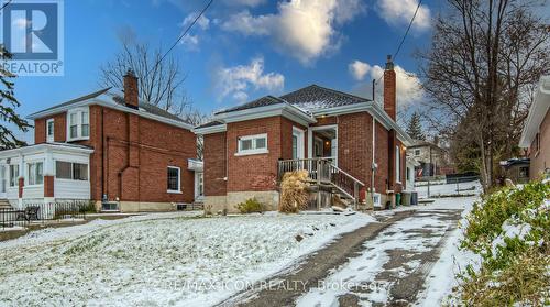 19 Paisley Heights, Cambridge, ON - Outdoor