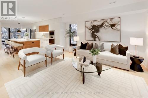 130 Benson Avenue, Toronto, ON - Indoor Photo Showing Living Room