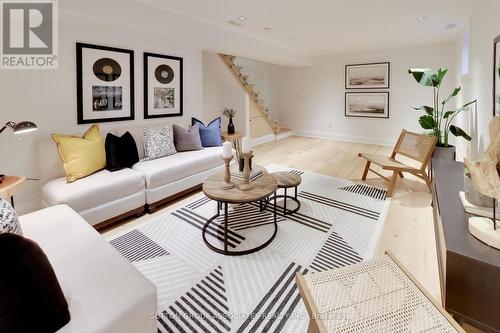 130 Benson Avenue, Toronto, ON - Indoor Photo Showing Living Room