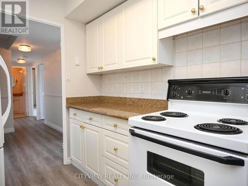 419 - 1333 Bloor Street, Mississauga, ON - Indoor Photo Showing Kitchen