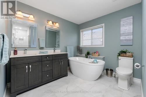 143 Porchlight Road, Brampton, ON - Indoor Photo Showing Bathroom