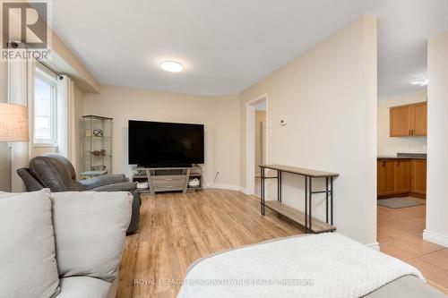 143 Porchlight Road, Brampton, ON - Indoor Photo Showing Living Room