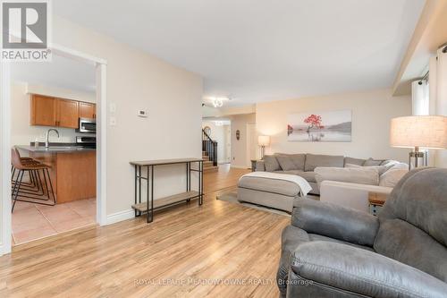 143 Porchlight Road, Brampton, ON - Indoor Photo Showing Living Room