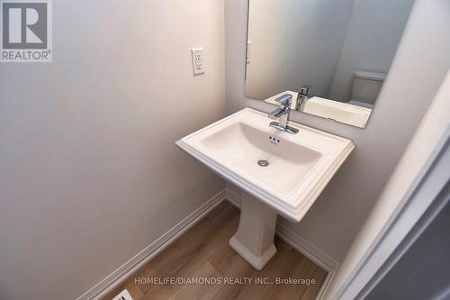 97 - 55 Tom Brown Drive, Brant, ON - Indoor Photo Showing Bathroom