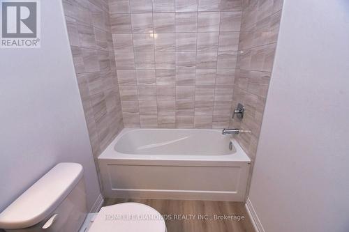 97 - 55 Tom Brown Drive, Brant, ON - Indoor Photo Showing Bathroom