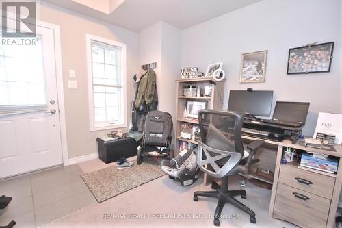 17 - 215 Dundas Street E, Hamilton, ON - Indoor Photo Showing Office