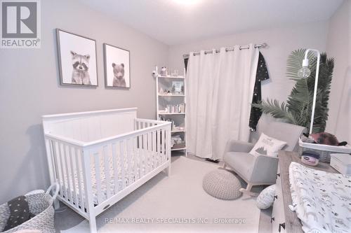 17 - 215 Dundas Street E, Hamilton, ON - Indoor Photo Showing Bedroom