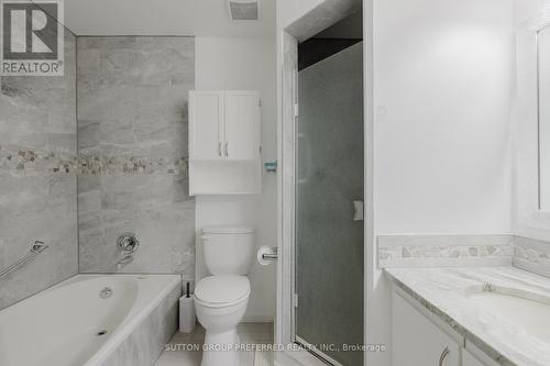 40 Seres Drive, Tillsonburg, ON - Indoor Photo Showing Bathroom