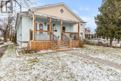 35 Carlton Street, St. Catharines (452 - Haig), ON - Outdoor