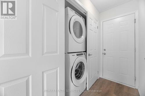 98 - 85 Danzatore Path, Oshawa, ON - Indoor Photo Showing Laundry Room