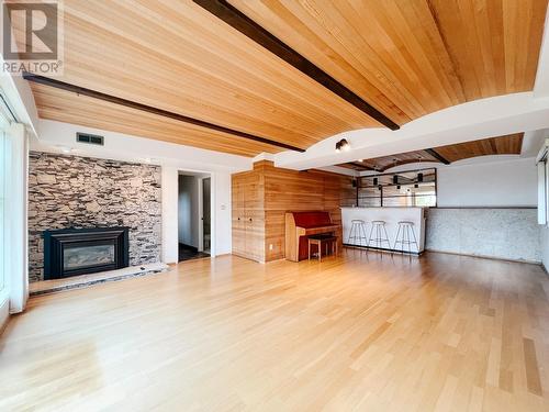 563 St. Giles Road, West Vancouver, BC - Indoor Photo Showing Living Room With Fireplace