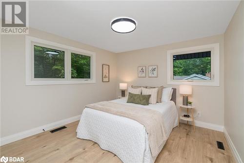 9793 8Th Line, Georgetown, ON - Indoor Photo Showing Bedroom