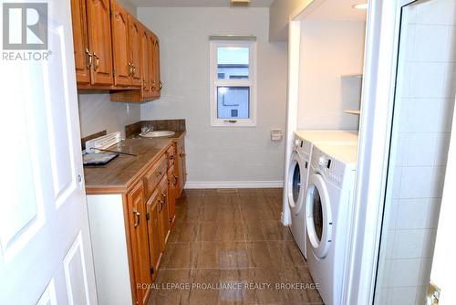 16 James Street, Kingston (East Of Sir John A. Blvd), ON - Indoor Photo Showing Laundry Room