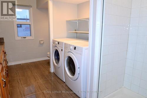 16 James Street, Kingston (East Of Sir John A. Blvd), ON - Indoor Photo Showing Laundry Room