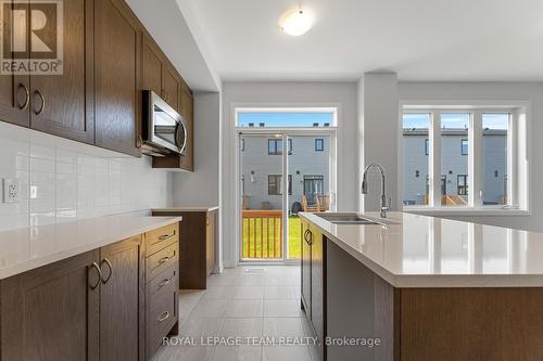 98 Osler Street, Ottawa, ON - Indoor Photo Showing Kitchen