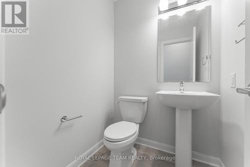 98 Osler Street, Ottawa, ON - Indoor Photo Showing Bathroom