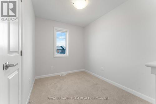 98 Osler Street, Ottawa, ON - Indoor Photo Showing Other Room