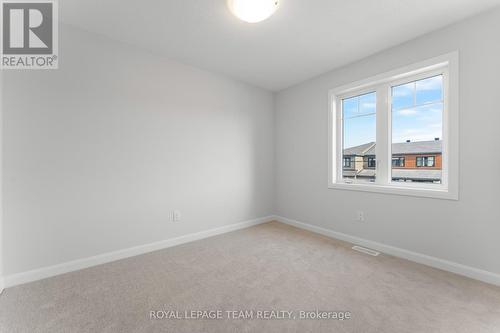 98 Osler Street, Ottawa, ON - Indoor Photo Showing Other Room