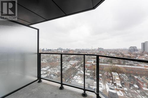 1415 - 195 Mccaul Street, Toronto, ON - Outdoor With View