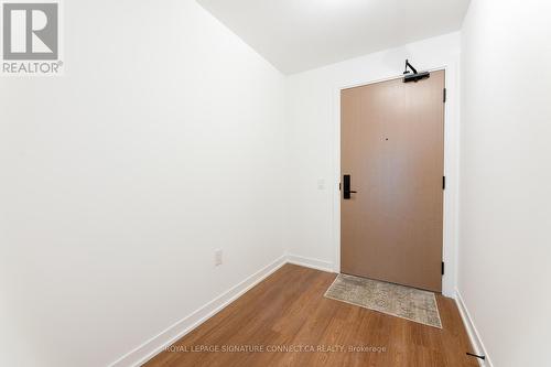 1415 - 195 Mccaul Street, Toronto, ON - Indoor Photo Showing Other Room