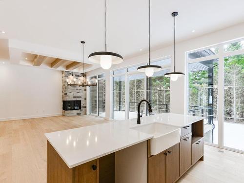 Cuisine - 1408 Place Des Vignes, Piedmont, QC - Indoor Photo Showing Kitchen With Upgraded Kitchen