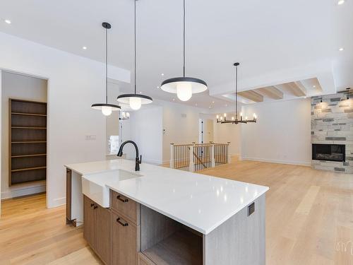 Cuisine - 1408 Place Des Vignes, Piedmont, QC - Indoor Photo Showing Kitchen With Upgraded Kitchen