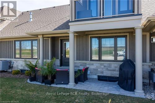 133 Hawthorn Crescent, Georgian Bluffs, ON - Outdoor With Facade