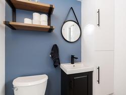 Powder room - 