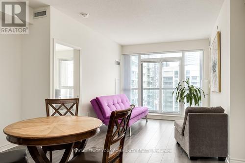 2207 - 349 Rathburn Road W, Mississauga, ON - Indoor Photo Showing Dining Room