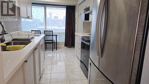 308 - 1 Hycrest Avenue, Toronto, ON - Indoor Photo Showing Kitchen With Double Sink With Upgraded Kitchen