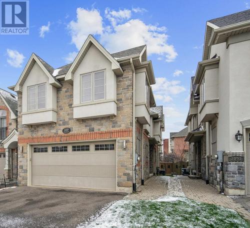 2097 Tovell Drive, Oakville, ON - Outdoor With Facade