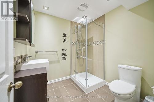 2097 Tovell Drive, Oakville, ON - Indoor Photo Showing Bathroom