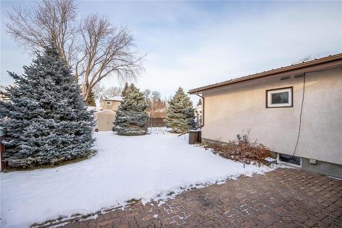 47 Prairie View Road, Winnipeg, MB - Outdoor