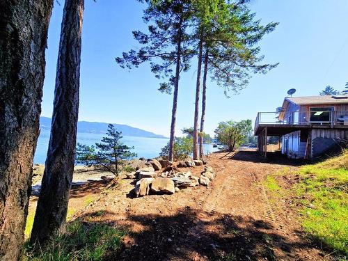 18 Spring Bay Rd, Lasqueti Island, BC 