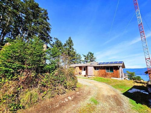 18 Spring Bay Rd, Lasqueti Island, BC 