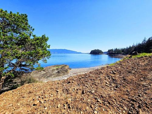 18 Spring Bay Rd, Lasqueti Island, BC 