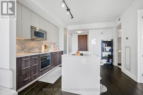 306 - 111 Champagne Avenue S, Ottawa, ON - Indoor Photo Showing Kitchen