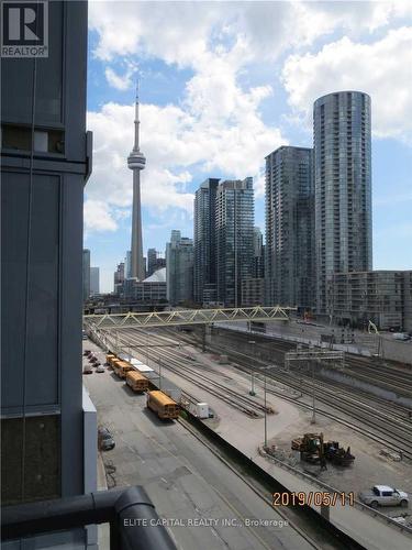 510E - 576 Front Street W, Toronto, ON - Outdoor With View