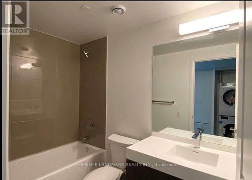 3505 - 251 Jarvis Street, Toronto, ON - Indoor Photo Showing Bathroom