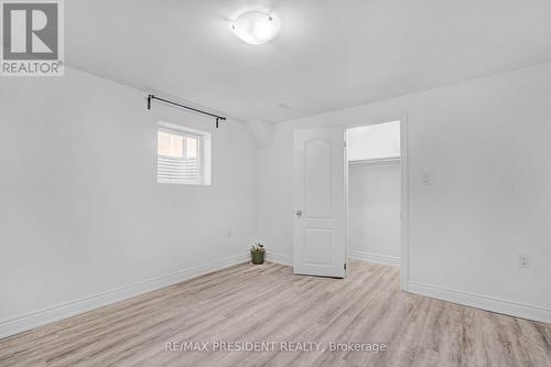 7523 Wrenwood Crescent, Mississauga, ON - Indoor Photo Showing Other Room