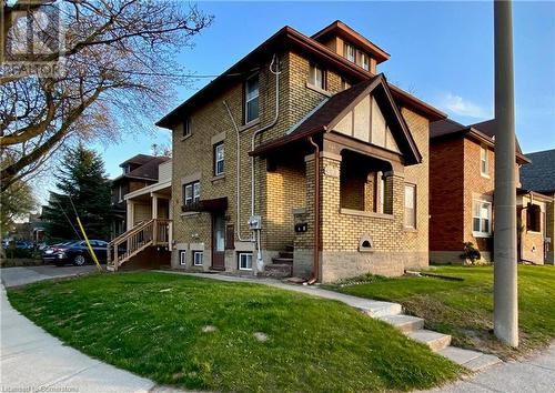 View of front of home featuring a front lawn - 507 Victoria Street N Unit# 2, Kitchener, ON - Outdoor