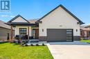 1007 Clare Avenue, Pelham (662 - Fonthill), ON  - Outdoor With Facade 