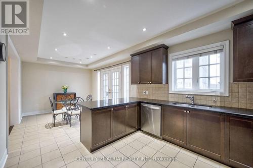 28 Lord Durham Road, Markham, ON - Indoor Photo Showing Kitchen With Double Sink