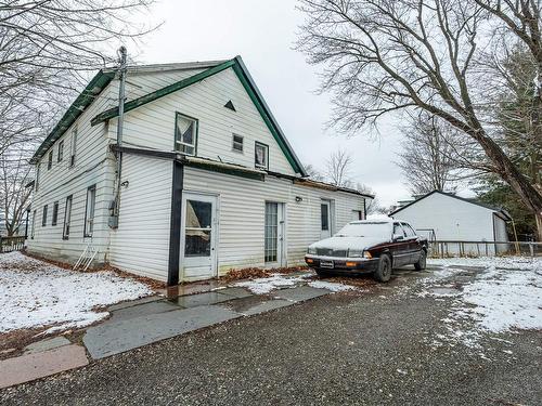 Parking - 18  - 24 Rue Principale, Stanstead - Ville, QC - Outdoor