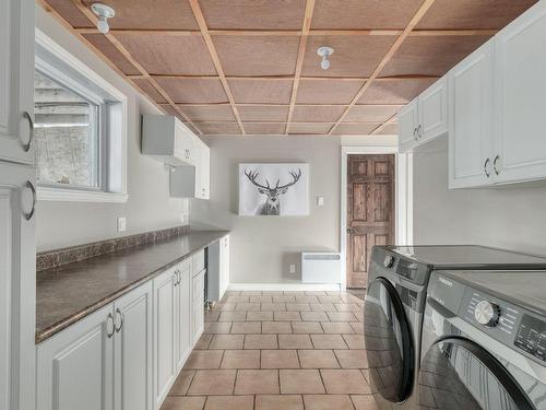 Salle de lavage - 270 Rue Des Agates, Saint-Côme, QC - Indoor Photo Showing Laundry Room