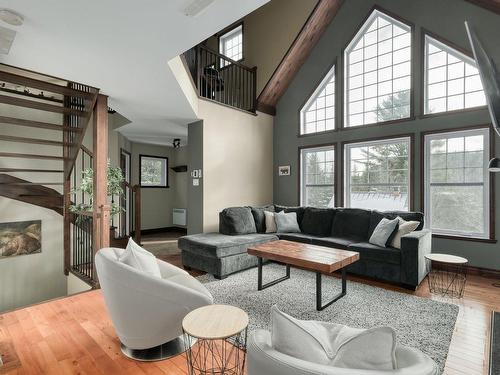 Salon - 270 Rue Des Agates, Saint-Côme, QC - Indoor Photo Showing Living Room With Fireplace